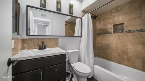 Bath - 4819 E Western Star Blvd, Phoenix, AZ 85044 photo 2 of 2