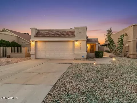 1722 N Comanche Dr, Chandler, AZ 85224