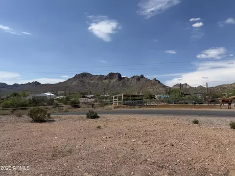 735 W Frontier St, Apache Junction, AZ 85120 photo 3
