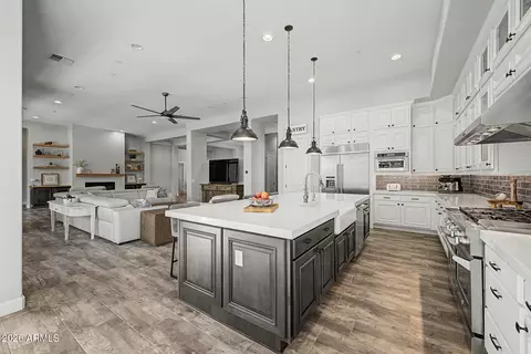 Kitchen - 2580 E Vallejo Dr, Gilbert, AZ 85298 photo 3 of 3