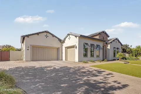 Exterior - 2580 E Vallejo Dr, Gilbert, AZ 85298 photo 7 of 26