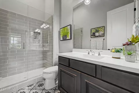 Bath - 2580 E Vallejo Dr, Gilbert, AZ 85298 photo 7 of 7