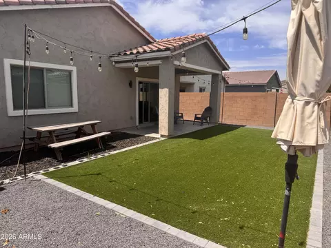 Exterior - 2764 E Sequoia Dr, Phoenix, AZ 85050 photo 3 of 3