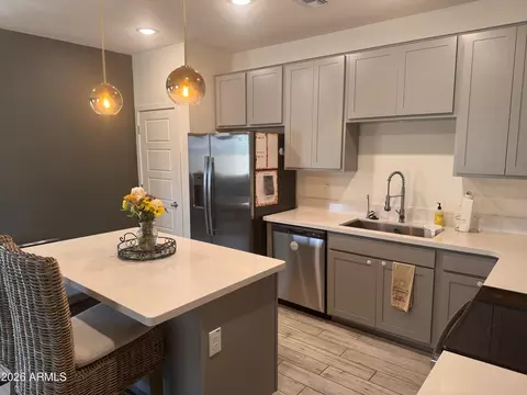 Kitchen - 2764 E Sequoia Dr, Phoenix, AZ 85050 photo 1 of 3