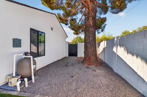 Exterior - 5302 E Yale St, Phoenix, AZ 85008 photo 2 of 10