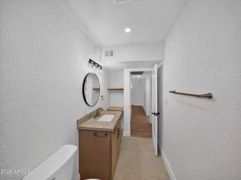 Bath - 1712 E Whitton Ave, Phoenix, AZ 85016 photo 5 of 5