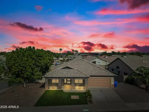 17409 N Cassi Dr, Surprise, AZ 85374
