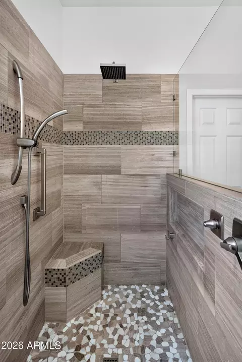 Bath - 337 E Sherri Dr, Gilbert, AZ 85296 photo 3 of 5