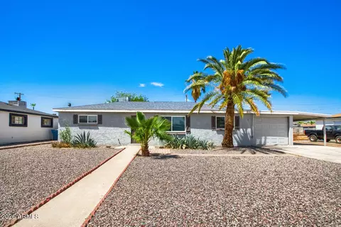 2818 W Echo Ln W, Phoenix, AZ 85051