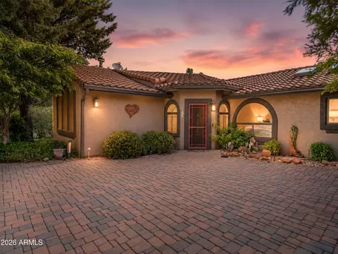 185 Deer Pass Dr, Sedona, AZ 86351
