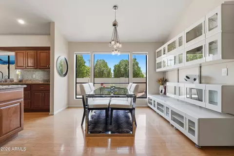 Dining - 4713 E Monte Way, Phoenix, AZ 85044 photo 1 of 2