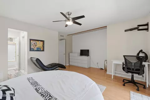 Bedroom - 4713 E Monte Way, Phoenix, AZ 85044 photo 4 of 7