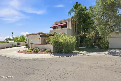 Exterior - 4713 E Monte Way, Phoenix, AZ 85044 photo 2 of 11