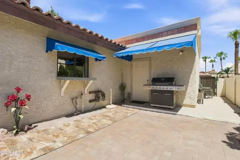 Exterior - 4713 E Monte Way, Phoenix, AZ 85044 photo 7 of 11
