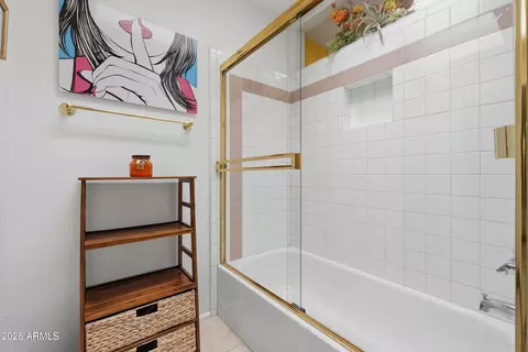 Bath - 4713 E Monte Way, Phoenix, AZ 85044 photo 7 of 7