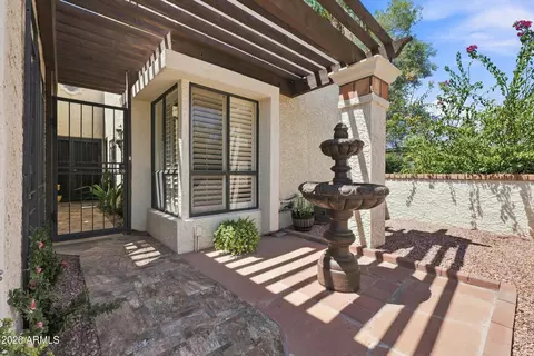 Exterior - 4713 E Monte Way, Phoenix, AZ 85044 photo 4 of 11