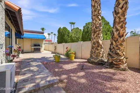 Exterior - 4713 E Monte Way, Phoenix, AZ 85044 photo 6 of 11