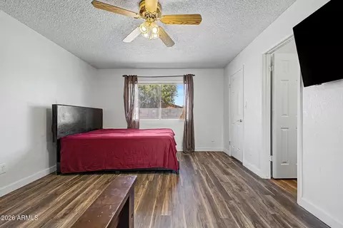 Bedroom - 4447 N 77th Dr, Phoenix, AZ 85033 photo 1 of 2
