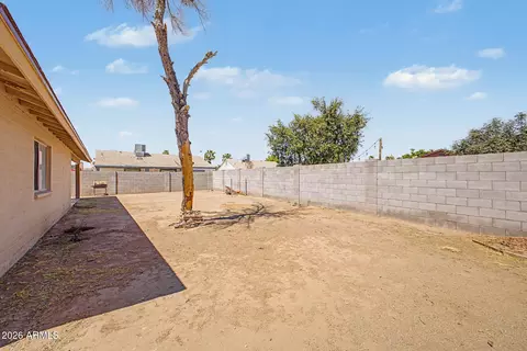 Exterior - 4447 N 77th Dr, Phoenix, AZ 85033 photo 4 of 4
