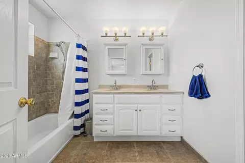 Bath - 1664 W Keating Ave, Mesa, AZ 85202 photo 4 of 6