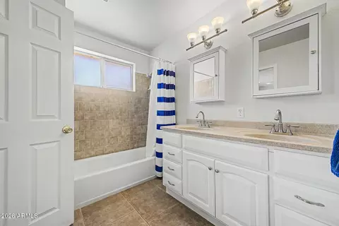 Bath - 1664 W Keating Ave, Mesa, AZ 85202 photo 5 of 6