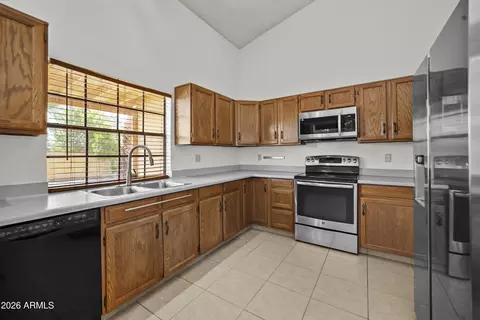 Kitchen - 549 E Glencove St, Mesa, AZ 85203 photo 3 of 4