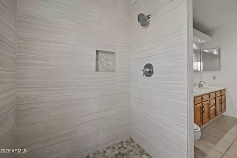 Bath - 549 E Glencove St, Mesa, AZ 85203 photo 2 of 4