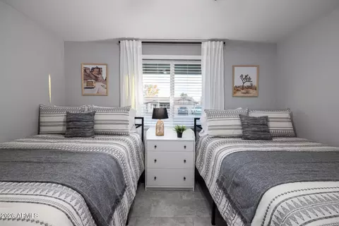 Bedroom - 3726 E Winchcomb Dr, Phoenix, AZ 85032 photo 7 of 8