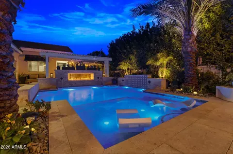 Exterior - 2709 E Tamarisk St, Gilbert, AZ 85296 photo 8 of 11
