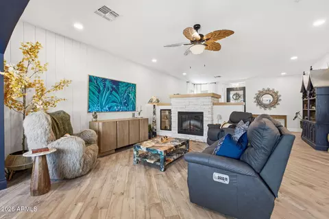 Living - 2709 E Tamarisk St, Gilbert, AZ 85296 photo 1 of 4