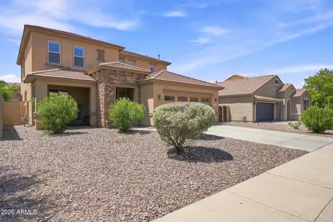 Exterior - 2905 E Meadowview Dr, Gilbert, AZ 85298 photo 3 of 7