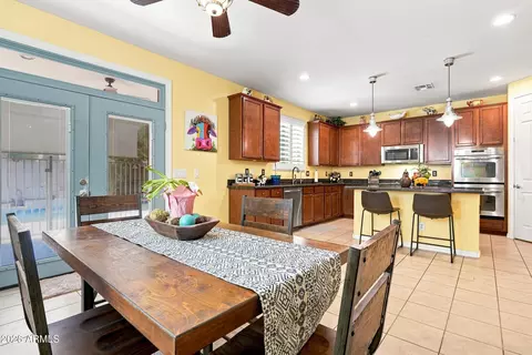 Dining - 2905 E Meadowview Dr, Gilbert, AZ 85298 photo 1 of 1