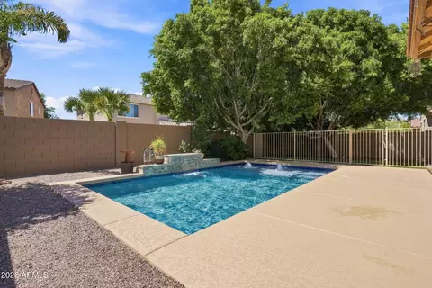 Exterior - 2905 E Meadowview Dr, Gilbert, AZ 85298 photo 5 of 7