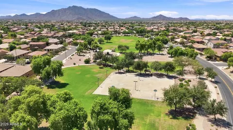 View/Area - 2905 E Meadowview Dr, Gilbert, AZ 85298 photo 8 of 8