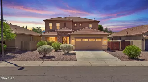Exterior - 2905 E Meadowview Dr, Gilbert, AZ 85298 photo 2 of 7