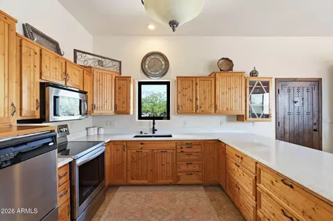 Kitchen - 5370 E Bell St, Apache Junction, AZ 85119 photo 2 of 4