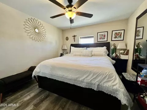 Bedroom - 662 N Ironwood Dr, Apache Junction, AZ 85120 photo 2 of 7