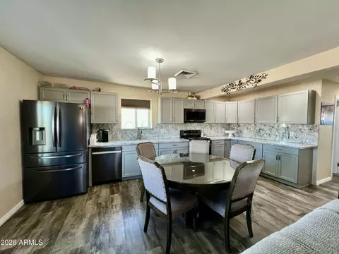 Kitchen - 662 N Ironwood Dr, Apache Junction, AZ 85120 photo 1 of 4
