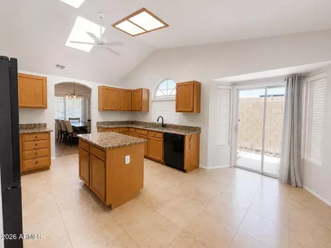 Kitchen - 2313 E Rockledge Rd, Phoenix, AZ 85048 photo 1 of 2
