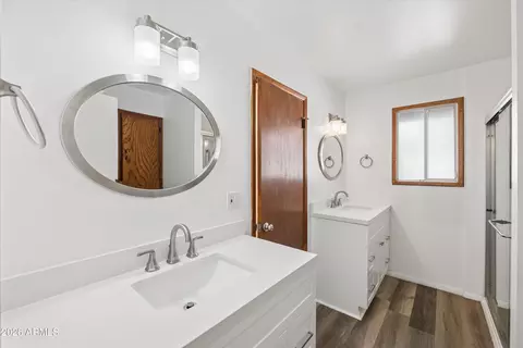 Bath - 1107 E Balboa Dr, Tempe, AZ 85282 photo 1 of 3