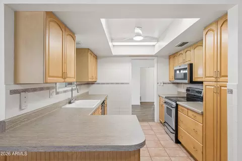 Kitchen - 1107 E Balboa Dr, Tempe, AZ 85282 photo 4 of 4