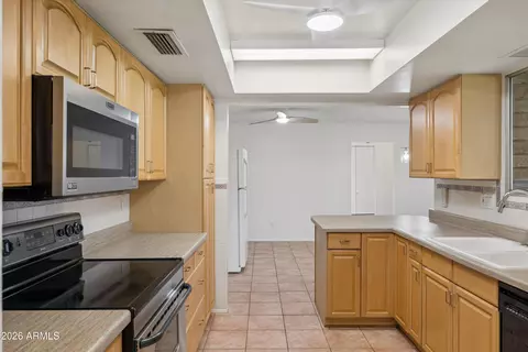 Kitchen - 1107 E Balboa Dr, Tempe, AZ 85282 photo 2 of 4