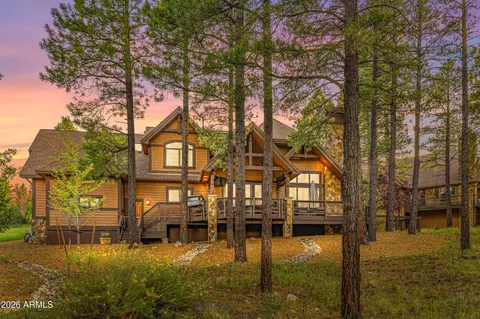 3361 S Tourmaline Dr, Flagstaff, AZ 86005