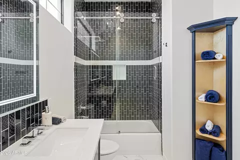 Bath - 1455 W Heather Ave, Gilbert, AZ 85233 photo 6 of 9