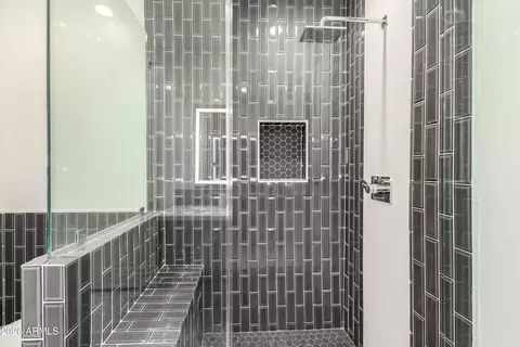 Bath - 1455 W Heather Ave, Gilbert, AZ 85233 photo 7 of 9
