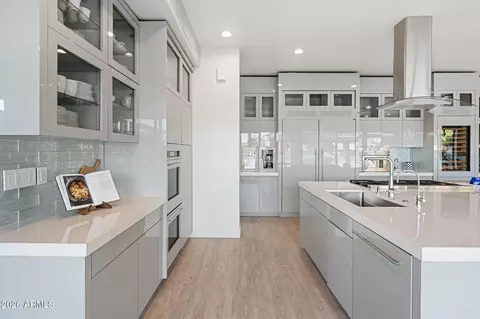 Kitchen - 1455 W Heather Ave, Gilbert, AZ 85233 photo 2 of 8