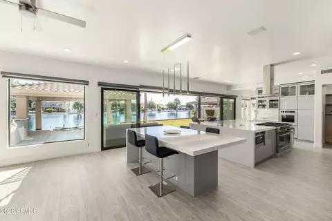 Kitchen - 1455 W Heather Ave, Gilbert, AZ 85233 photo 5 of 8