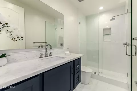 Bath - 1455 W Heather Ave, Gilbert, AZ 85233 photo 1 of 9