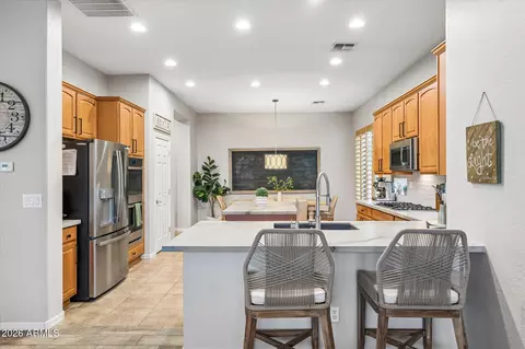 Kitchen - 40407 N Blaze Trl, Anthem, AZ 85086 photo 1 of 3