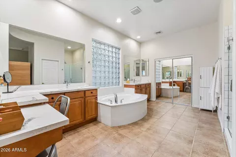 Bath - 40407 N Blaze Trl, Anthem, AZ 85086 photo 4 of 5